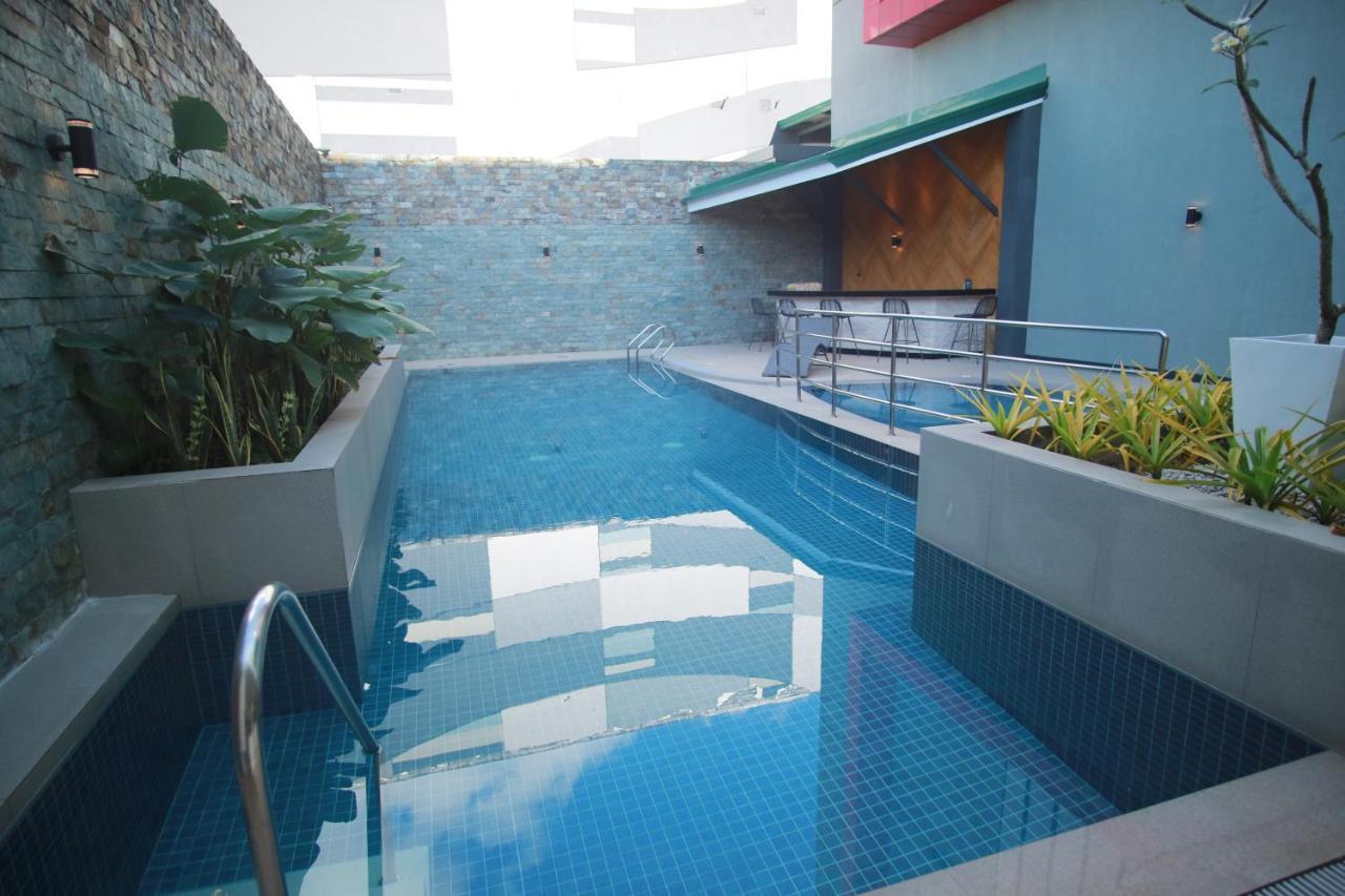 Summit Hotel Naga Exterior foto